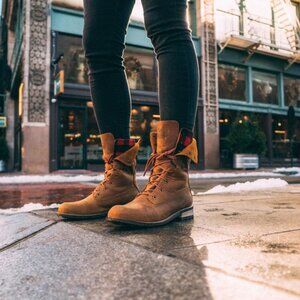 Kodiak Women's 8 in Cloverdale Plaid Ankle Boot